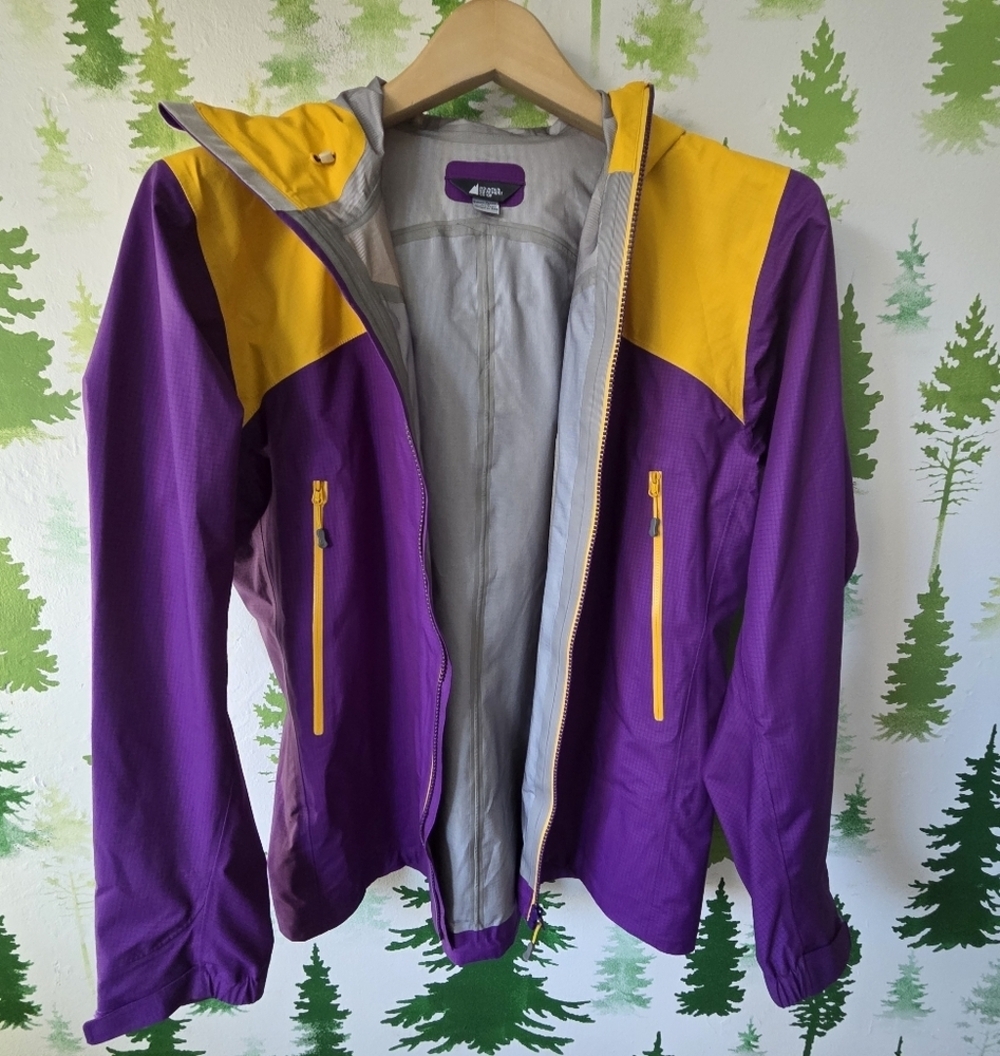 Mountain Equipment Co-Op Lightweight Jacket — image 3 of 5